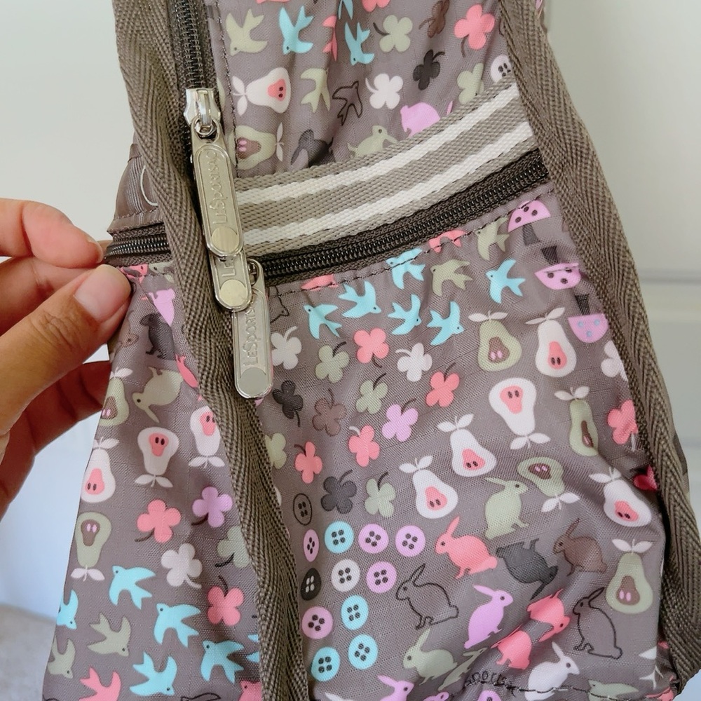 Lesportsac. Backpack - Picture 5 of 10